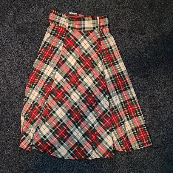 Plaid Midi Skirt with belt - Picture 5 of 8